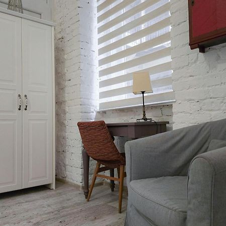 Wolf Apartment With Terrace Boedapest Buitenkant foto