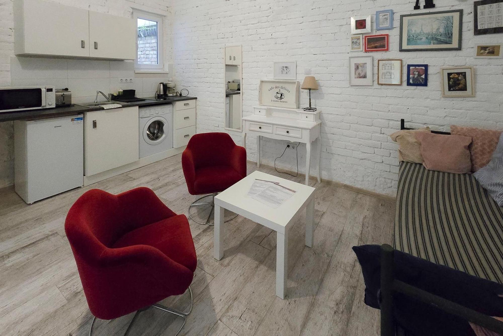 Wolf Apartment With Terrace Boedapest Buitenkant foto